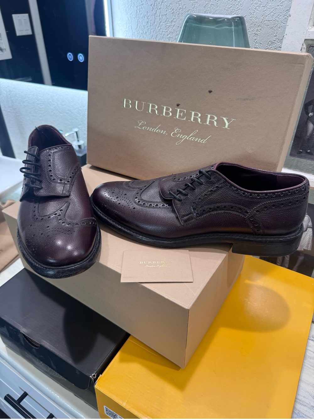 Burberry Men’s Wingtip Brogue Oxfords in Dark Burgundy - Picture 1 of 9